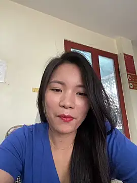 Bee Yellow00 online show from 06.04.26