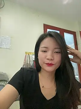 Bee Yellow00 online show from 07.22.26