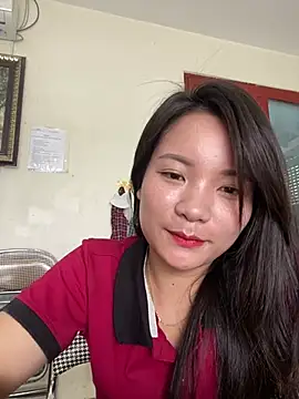 Bee Yellow00 online show from 07.28.26