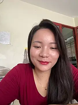 Bee Yellow00 online show from 07.29.26