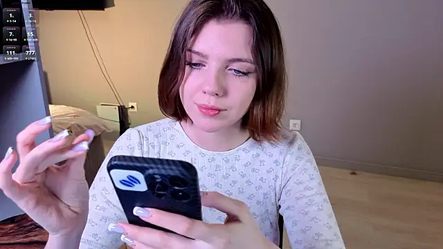 PollyRouge   online show from 02.04.26