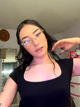 Snapshot of soffia_candy_ chatting on 10.24.25 soffia candy  online show from 10.24.25