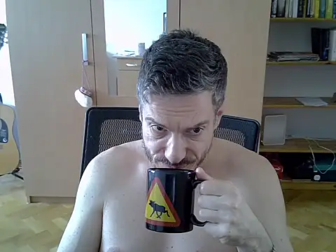 delayclose   online show from 03.08.26