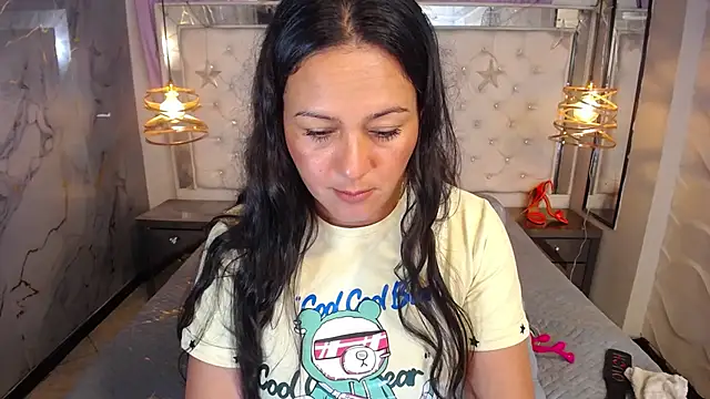 Snapshot of Melissa-roberts chatting on 01.13.26 Melissa-roberts online show from 01.13.26