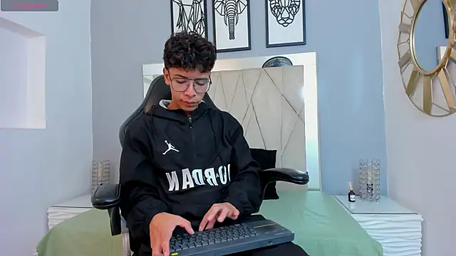 adams bobby online show from 11.30.25