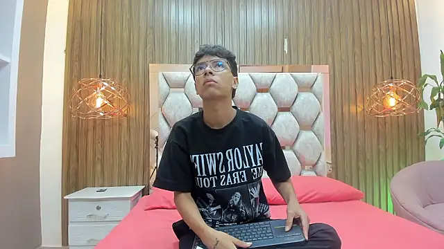 adams bobby online show from 01.17.26