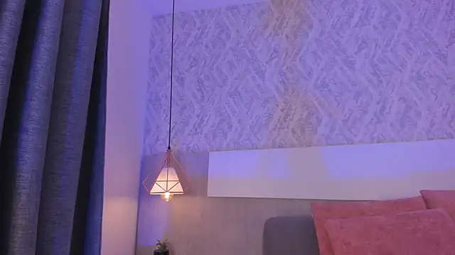 Snapshot of Vittoria__rossi chatting on 04.18.26 Vittoria rossi online show from 04.18.26