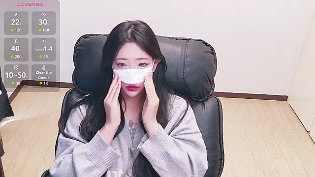 Milk Sola online show from 07.11.26