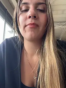 Snapshot of sarah_honey__ chatting on 07.28.26 sarah honey online show from 07.28.26