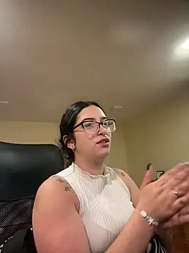 Kloe Novoa online show from 02.25.26