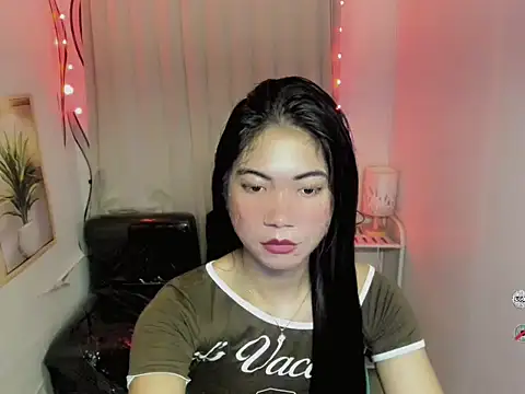 Snapshot of BigCockJade chatting on 02.04.26 BigCockJade online show from 02.04.26