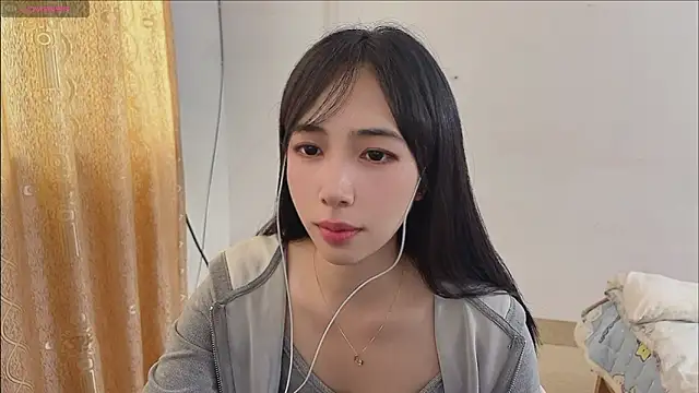 by-Hannah online show from 11.07.25