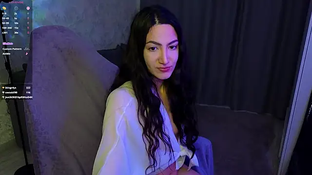 Mulan Lo online show from 03.27.26