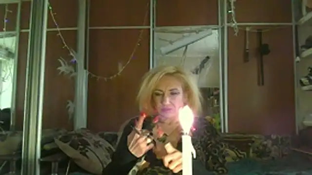 Snapshot of LilaniLoverx chatting on 02.15.26 LilaniLoverx online show from 02.15.26