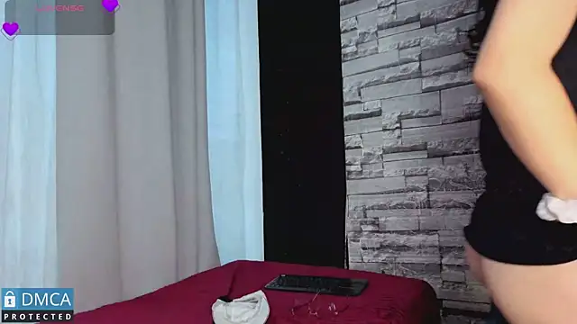 Snapshot of eva_delight_ chatting on 05.19.26 eva delight online show from 05.19.26