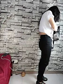 Snapshot of eva_delight_ chatting on 05.28.26 eva delight online show from 05.28.26