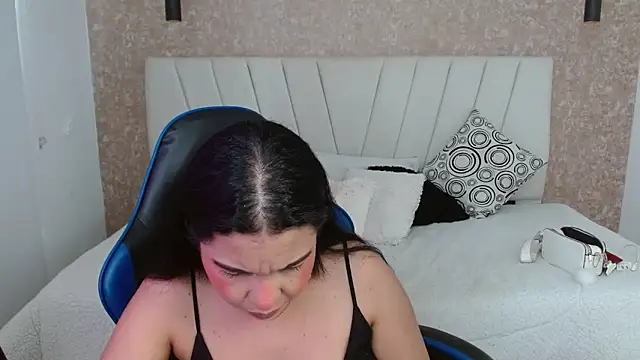 AliceSmity  online show from 02.15.26