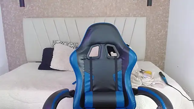 AliceSmity  online show from 04.06.26