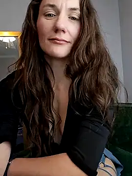 Snapshot of SkyDancerJade chatting on 04.09.26 SkyDancerJade online show from 04.09.26