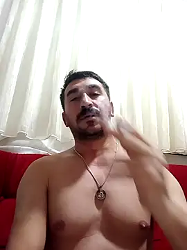 Snapshot of TIBERIUSS chatting on 11.08.25 TIBERIUSS online show from 11.08.25