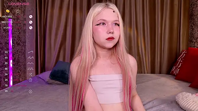 VivieSunn online show from 04.01.26