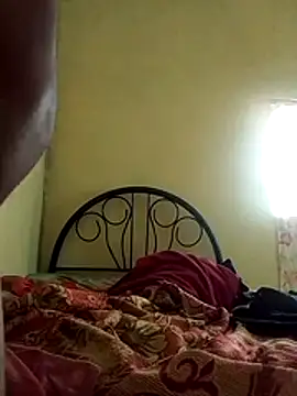 GuzzMiranda18 online show from 11.29.25