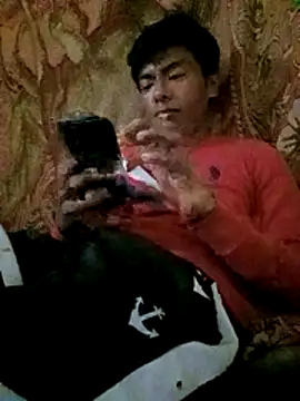 GuzzMiranda18 online show from 12.17.25