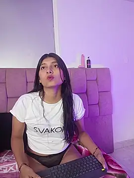 YeseniaRodriguez3 online show from 06.03.26