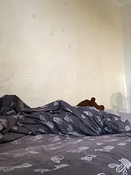 AnitaTenchi1 online show from 11.28.25