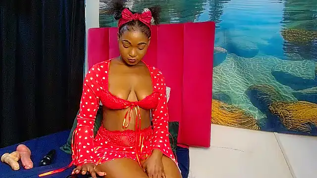 Lisa-001 online show from 02.14.26