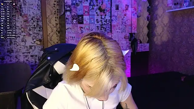 MissMorganMoon online show from 02.12.26