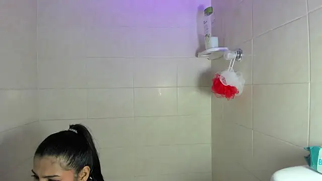 Leyacopper  online show from 02.27.26