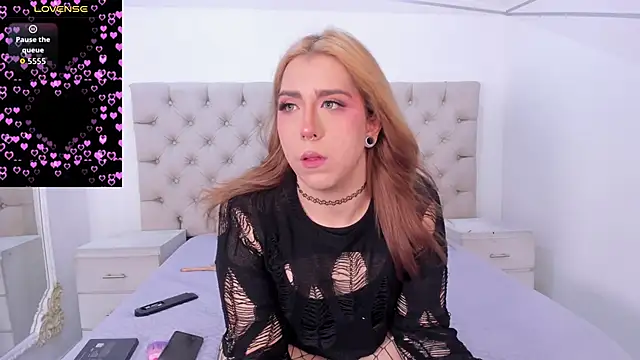 JanneBlossom  online show from 11.21.25