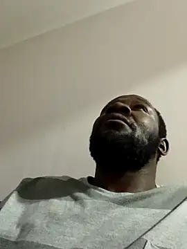 Snapshot of shoodly99 chatting on 11.01.25 shoodly99 online show from 11.01.25