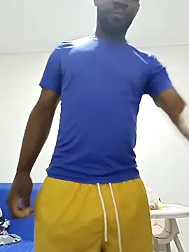 Snapshot of shoodly99 chatting on 11.13.25 shoodly99 online show from 11.13.25