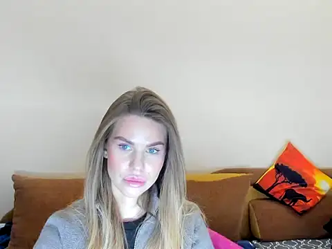 LinaBey online show from 02.12.26