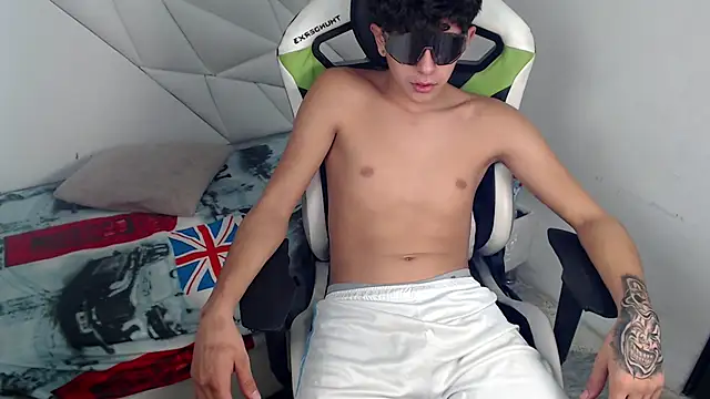 Cash G  online show from 12.14.25