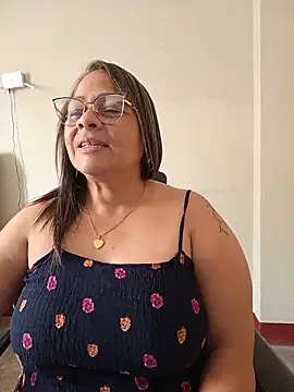 Snapshot of Angie_milf50 chatting on 05.26.26 Angie milf50 online show from 05.26.26