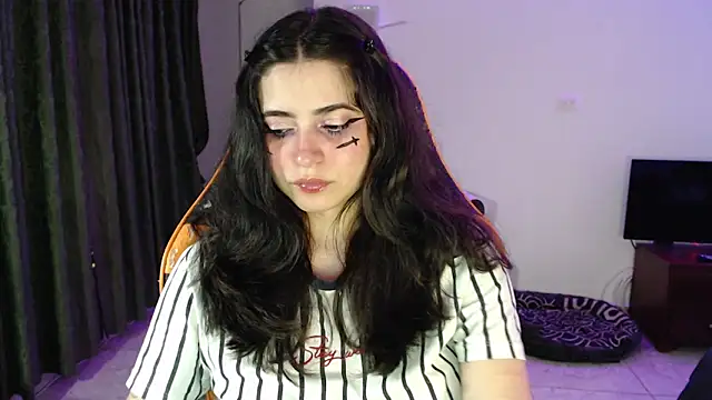 Snapshot of Annagoth_ chatting on 06.22.26 Annagoth online show from 06.22.26