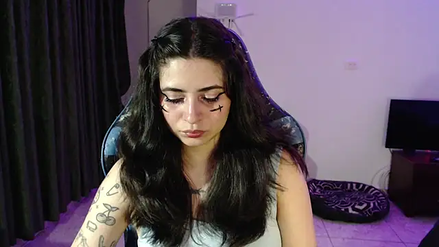 Snapshot of Annagoth_ chatting on 06.23.26 Annagoth online show from 06.23.26