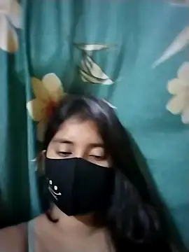 Snapshot of Hot-Rubyy chatting on 10.26.25 Hot-Rubyy online show from 10.26.25