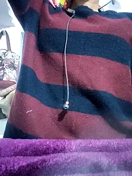 Hot-Rubyy online show from 12.14.25