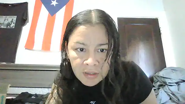 1SexyPanaRican online show from 10.30.25