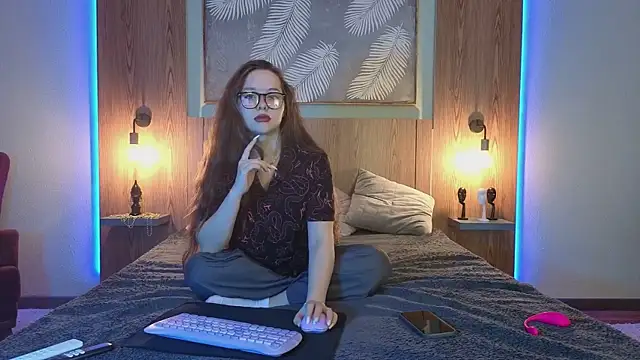 Snapshot of sweetie_kathy_ chatting on 10.28.25 sweetie kathy  online show from 10.28.25