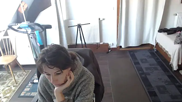 MissDyannis online show from 03.12.26