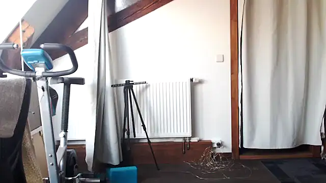 MissDyannis online show from 03.23.26