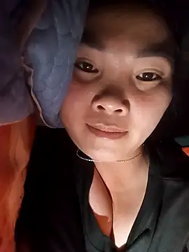 Snapshot of Lovebaby-love chatting on 11.21.25 Lovebaby-love online show from 11.21.25