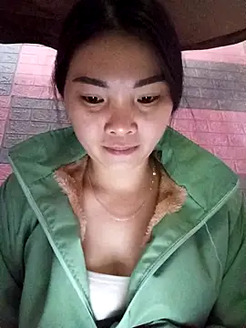 Snapshot of Lovebaby-love chatting on 11.26.25 Lovebaby-love online show from 11.26.25