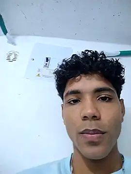 Alex Sweeting online show from 03.23.26