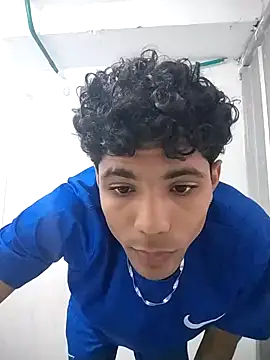 Alex Sweeting online show from 03.25.26